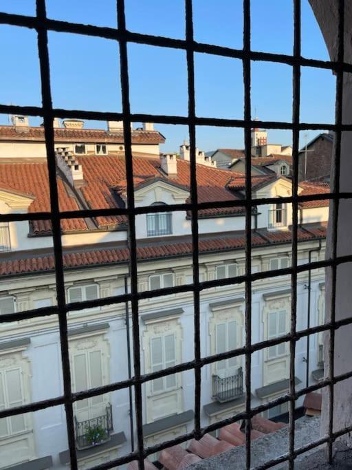 Piccola Mansardina Nel Cuore Di Torino Exterior foto